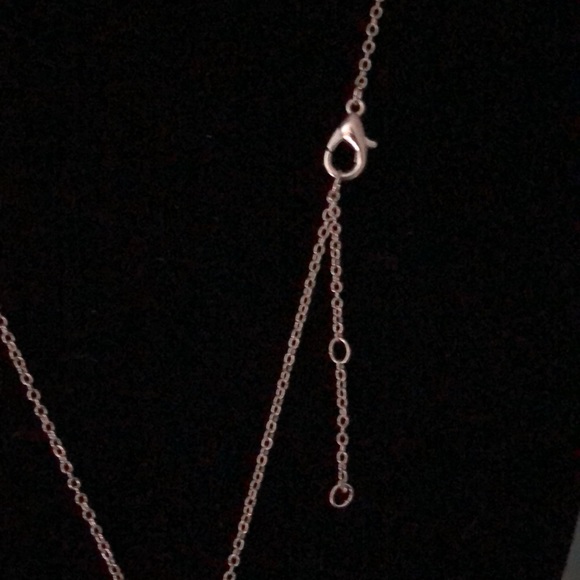 - Pineapple Necklace - Picture 6 of 7